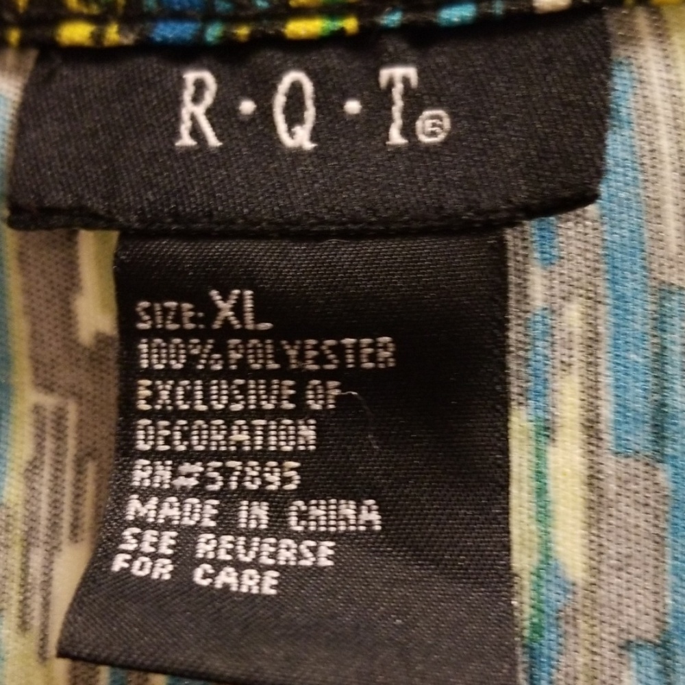 Top - Picture 4 of 5